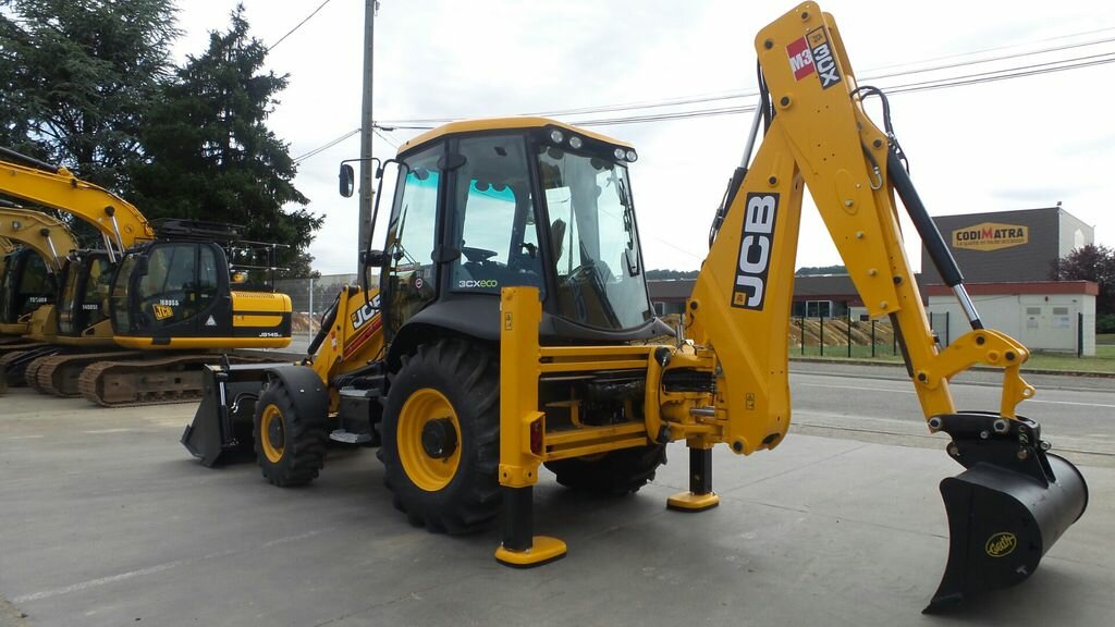 Tractopelle JCB 3CX Codimatra